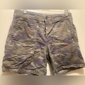 Anthropologie womans  Camouflage Cargo Shorts